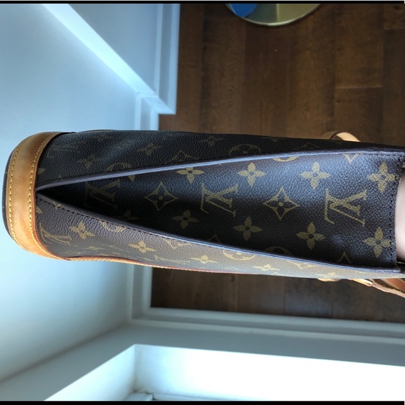 Authentic Louis Vuitton Babylon shoulder bag - Picture 8 of 15